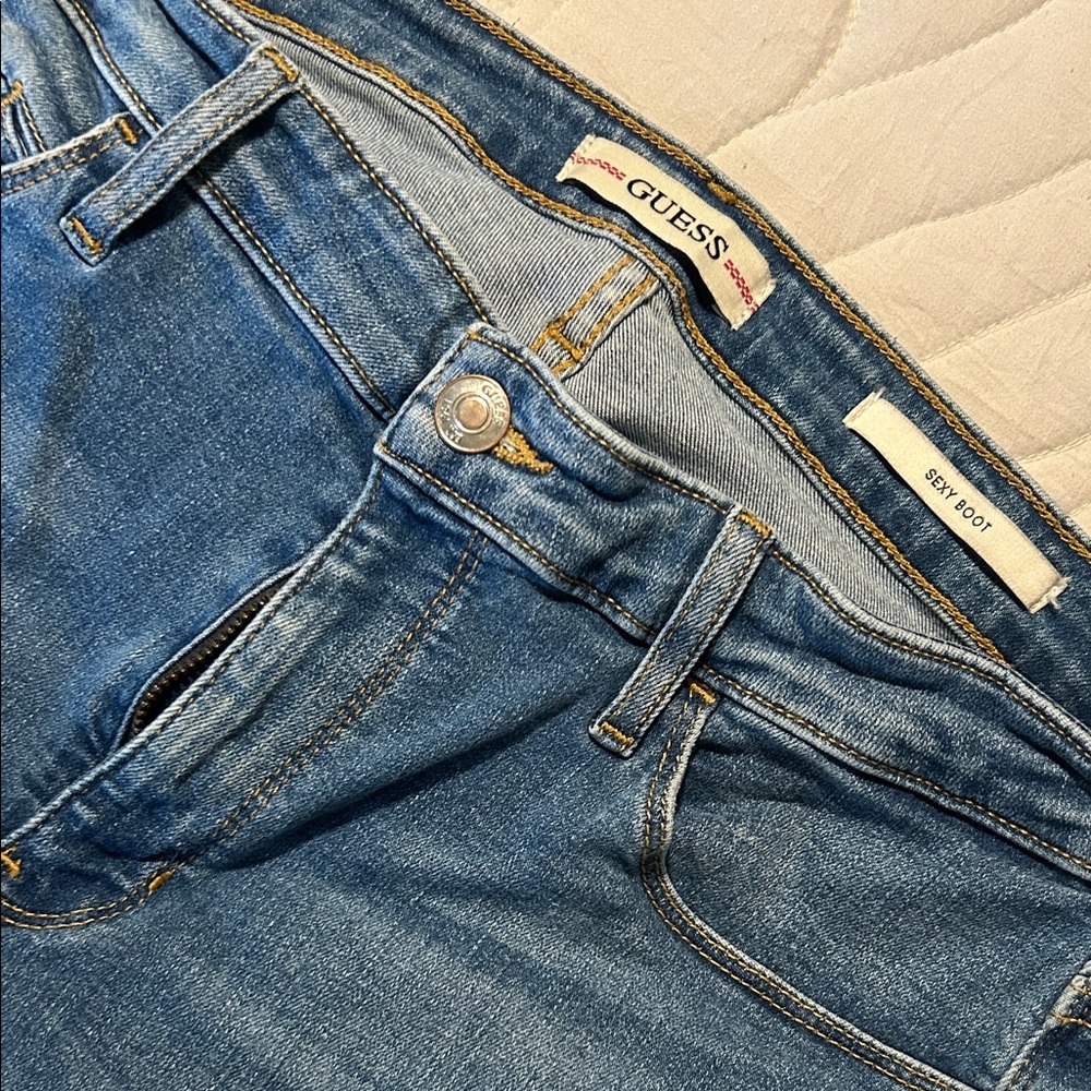 GUESS mid Rise Denim Jeans - Classic Blue